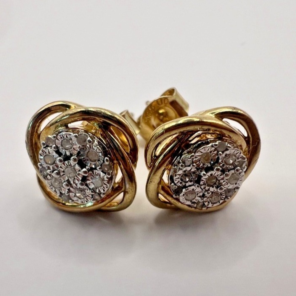 New Kohl's Gold Tone‎ over Sterling Diamond Knot Stud Earrings